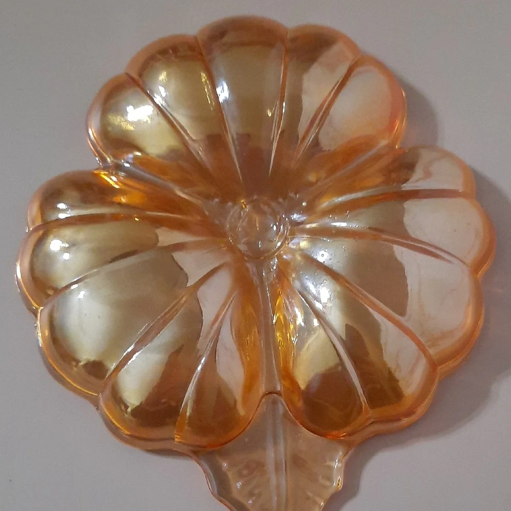 Vintage Jeannette Carnival Glass Marigold 3 Leaf Clover Candy/Nut Dish - Picture 3 of 6